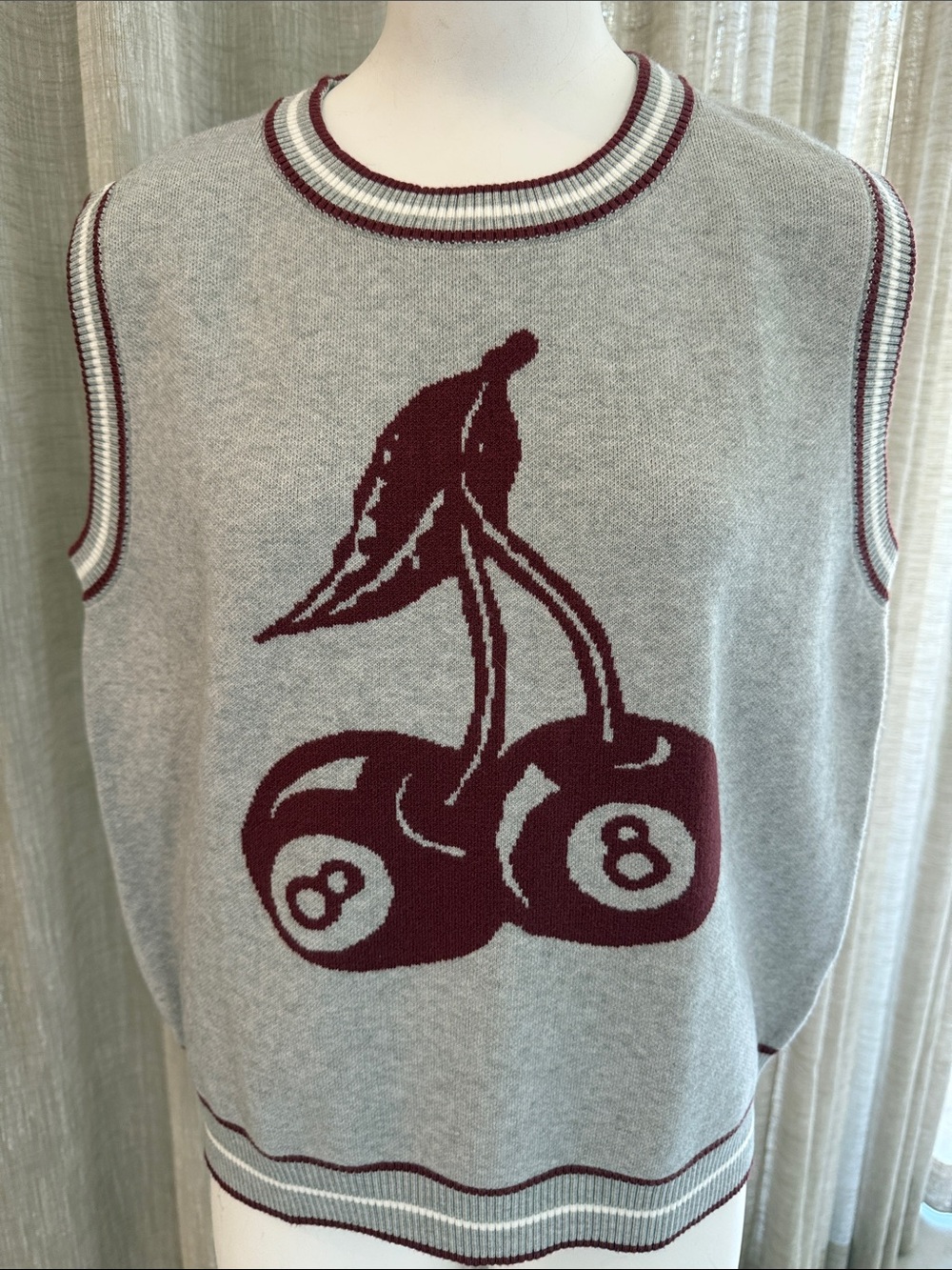 NWT Vigoss Grey Sweater Vest with Burgundy Cherry Graphic Sz L